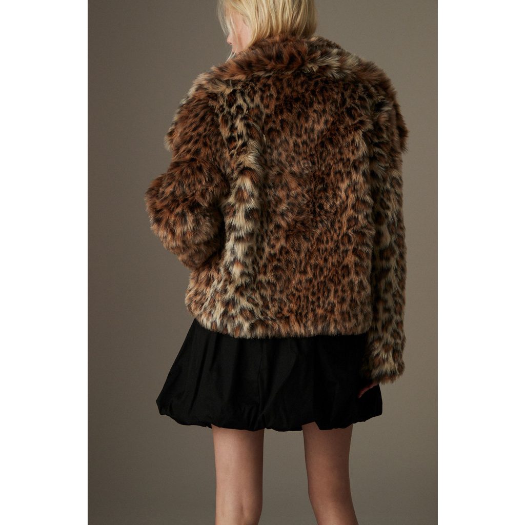 next-kunstfelljacke-animal-l-2.jpg